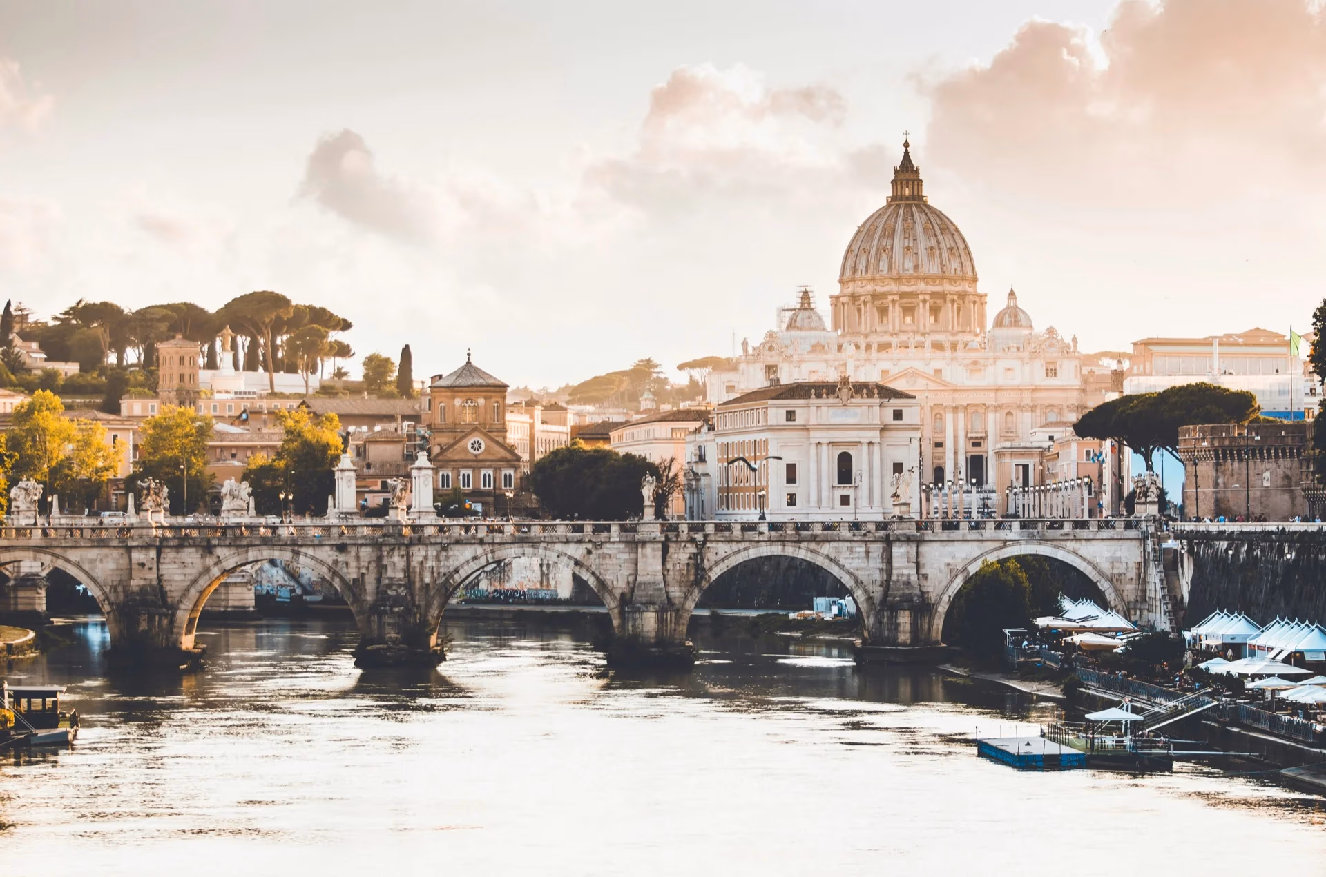 Italy VAT Refund 2026: 22% Back on €70+